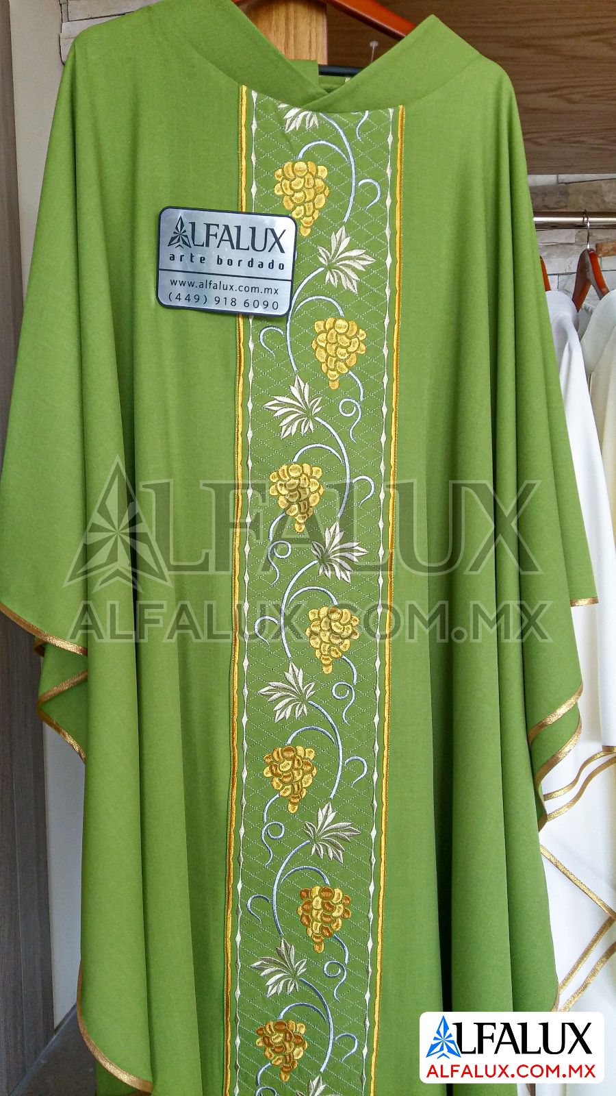 03 UVAS Central Verde Manzana 999